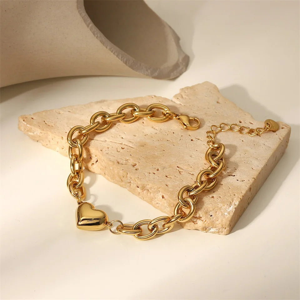 Bold Heart-shaped Chain Bracelet