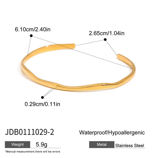Petite Organic Bangle