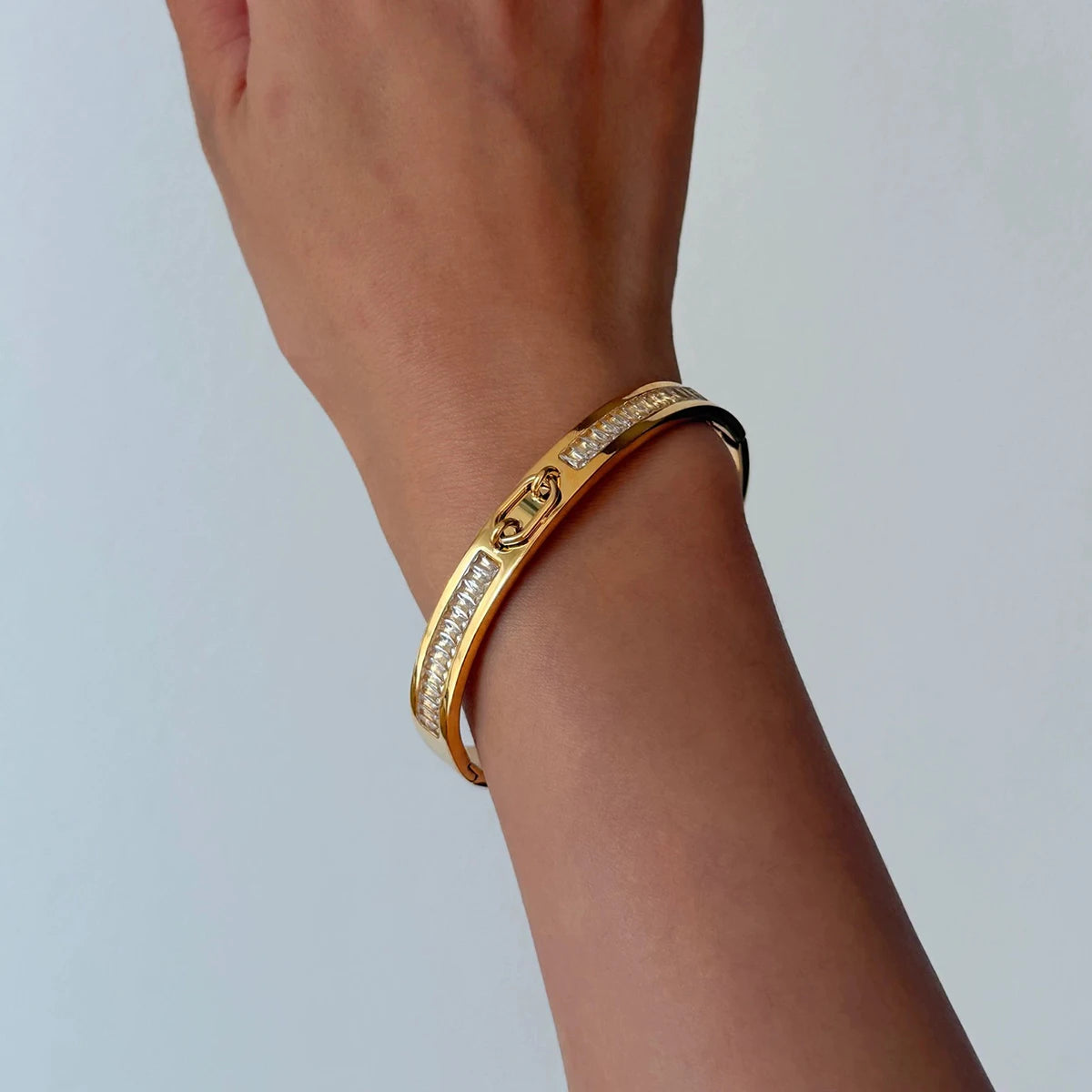 Crystal Ridge Gold Bangle